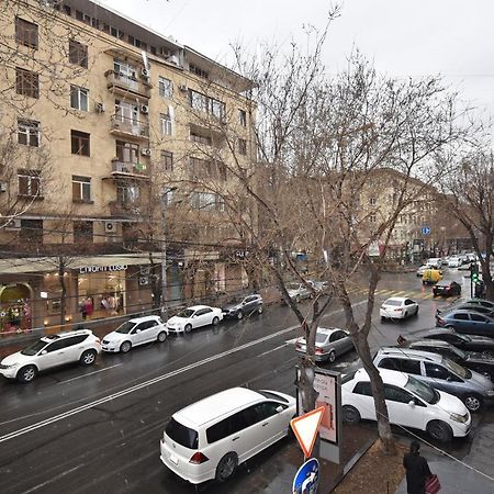 19Tumanyan Excellent Apartment In The Centre Of Capital Yerevan Bagian luar foto