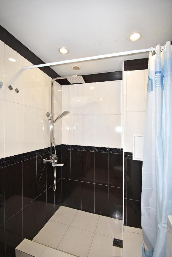 19Tumanyan Excellent Apartment In The Centre Of Capital Yerevan Bagian luar foto